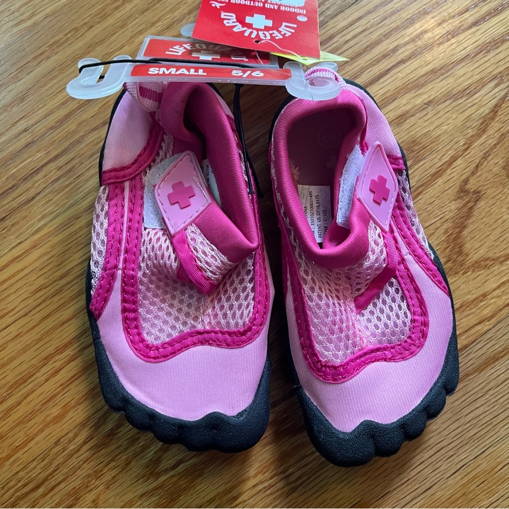 Lifeguard pink water shoes size 5-6